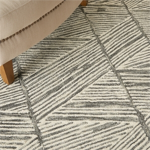 Nourison Vail 45x69&quot Rectangle Contemporary Wool Area Rug in Gray/White