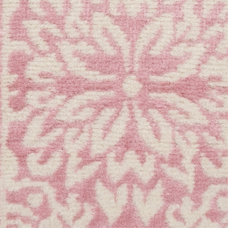 Nourison Jubilant 2' x 4' Pink Fabric Farmhouse Area Rug (2' x 4')