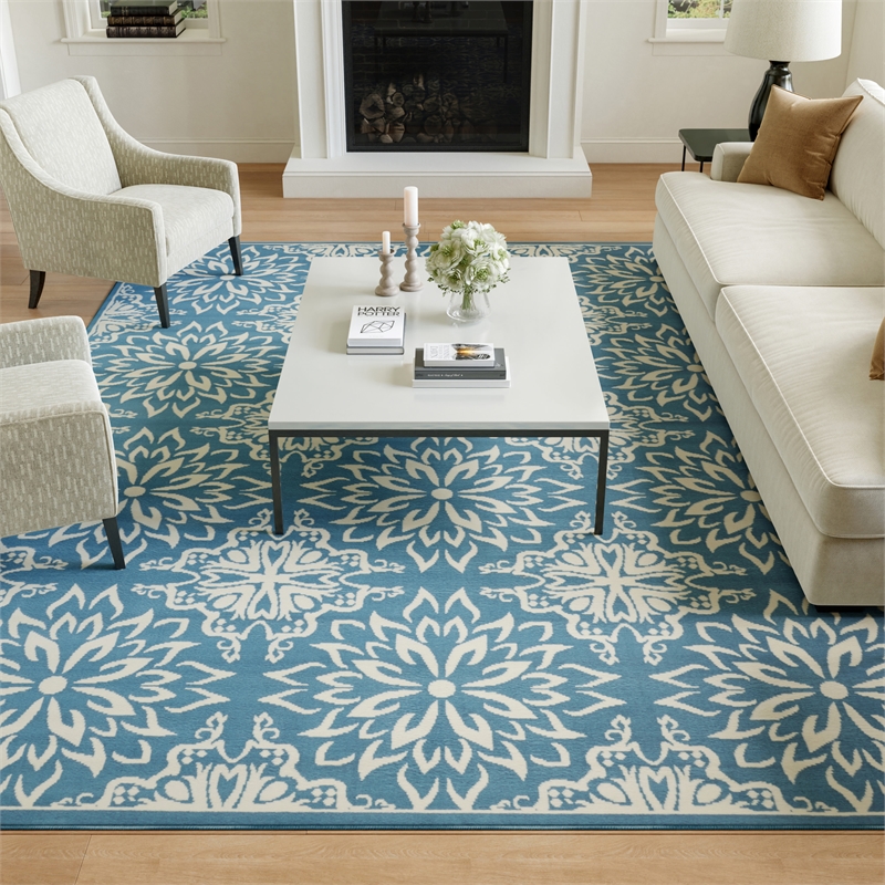 Nourison Jubilant 6' x 9' Ivory/Blue Farmhouse Indoor Rug Polypropylene