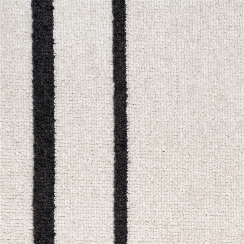 Nourison Essentials 4' x 6' Ivory Black Fabric Contemporary Area Rug (4' x 6')