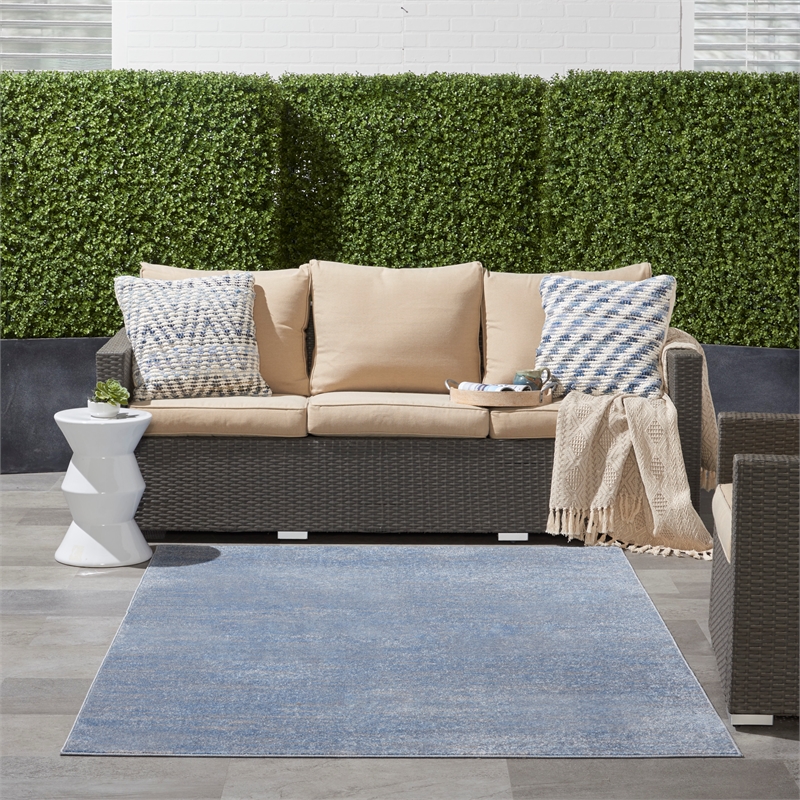 Nourison Essentials 6' x 9' Blue Gray Fabric Outdoor Area Rug (6' x 9')