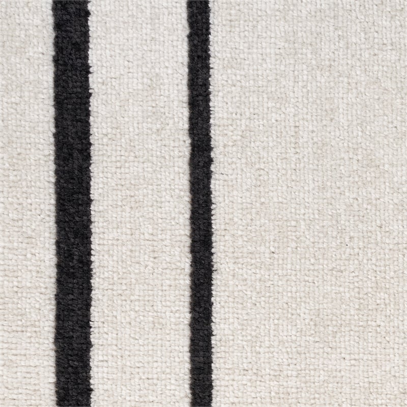 Nourison Essentials 5' x 7' Ivory/Black Contemporary Rug