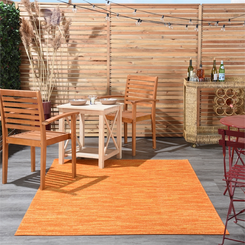 Nourison Essentials 6' x 9' Sunburst Fabric Outdoor Area Rug (6' x 9')