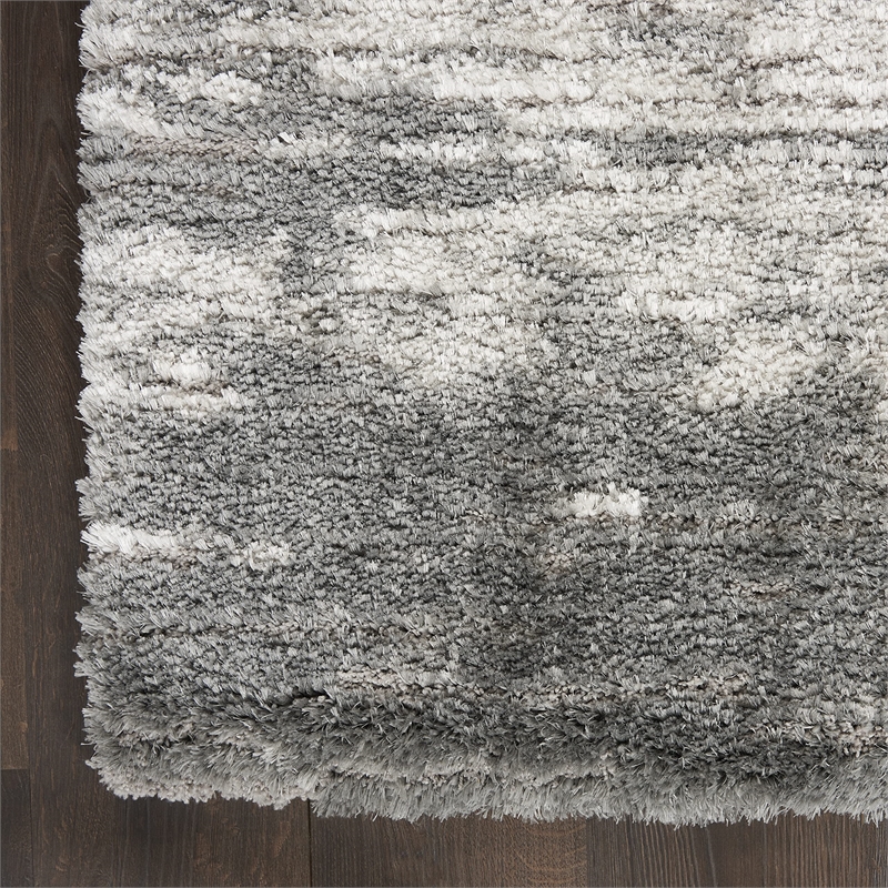 Nourison Luxurious Shag 7'10