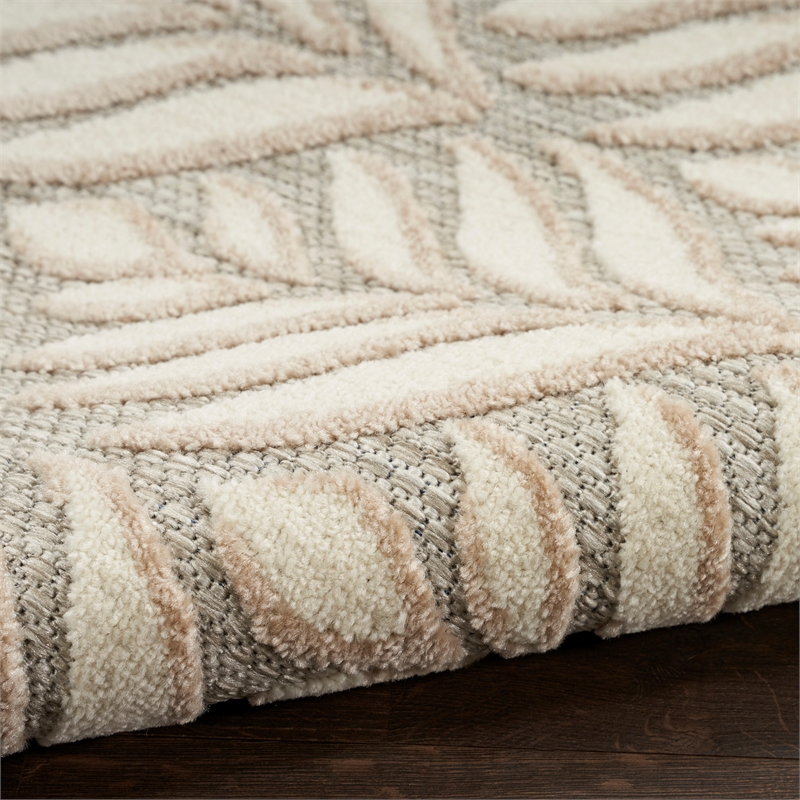 Nourison Aloha 6' x 9' Ivory Gray Fabric Tropical Area Rug (6' x 9')