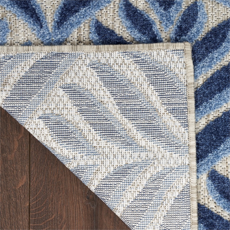 Nourison Aloha 7' x 10' Blue Fabric Tropical Area Rug (7' x 10')