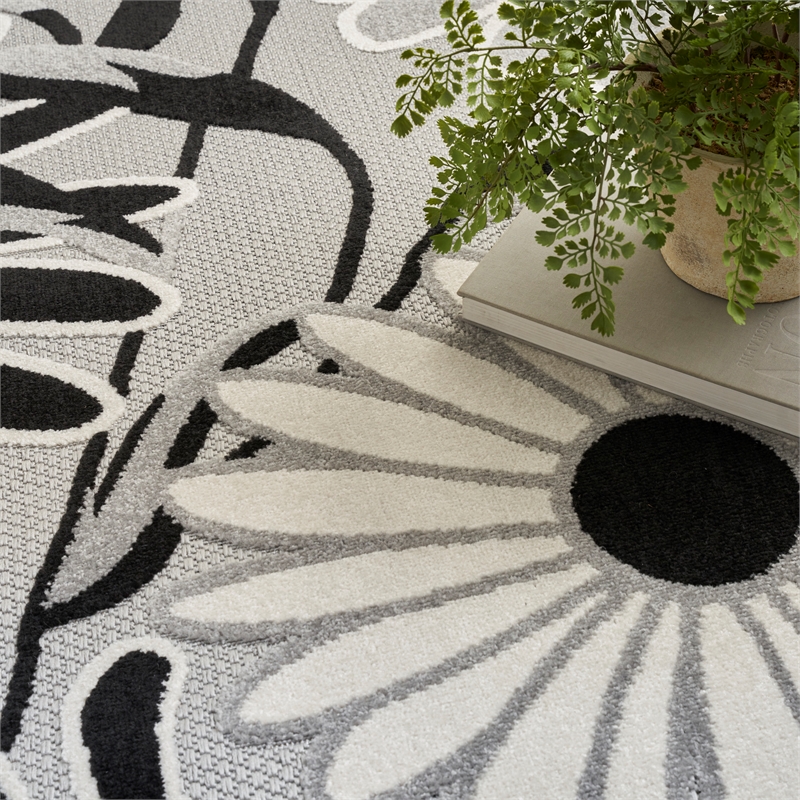 Nourison Aloha 8' x 11' Black White Fabric Contemporary Area Rug (8' x 11')