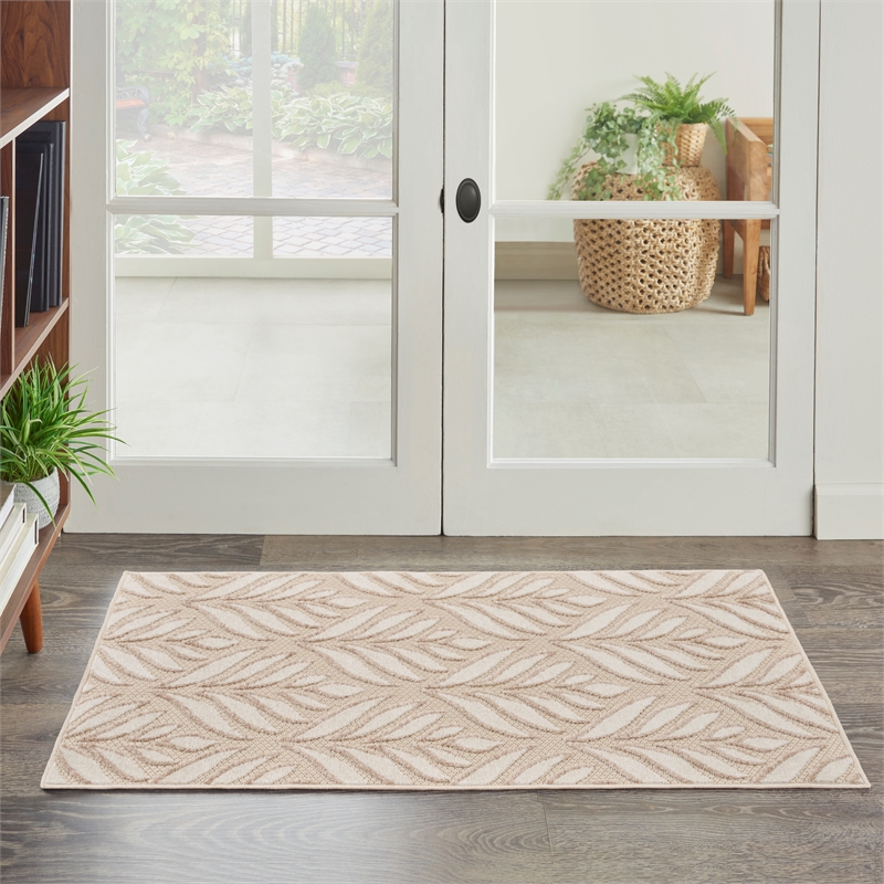 Nourison Aloha 3' x 4' Ivory Gray Fabric Tropical Area Rug (3' x 4')