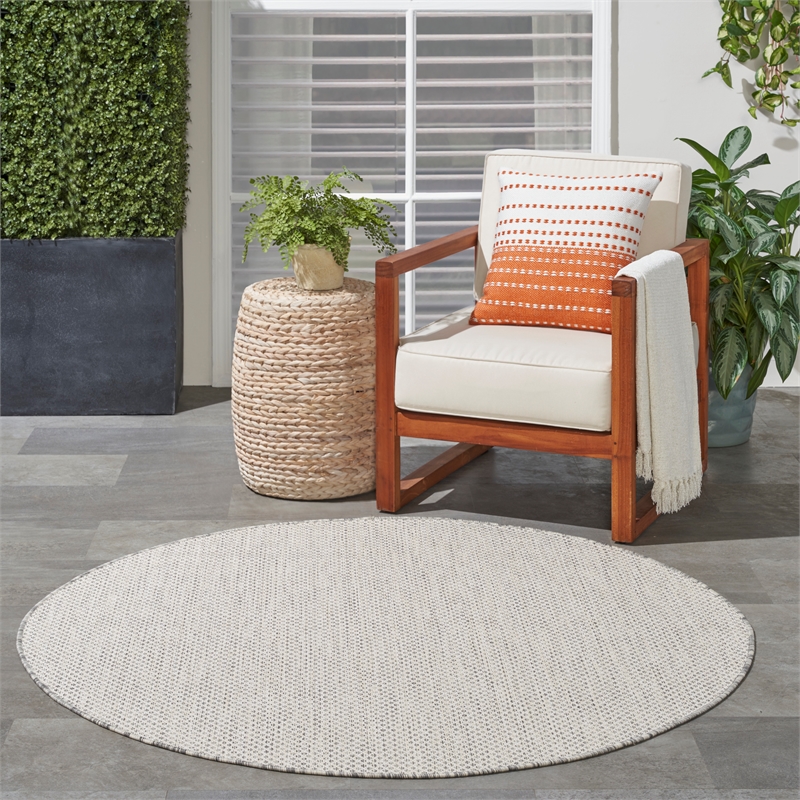 Nourison Courtyard 4' x Round Ivory Silver Fabric Modern Area Rug (4' Round)
