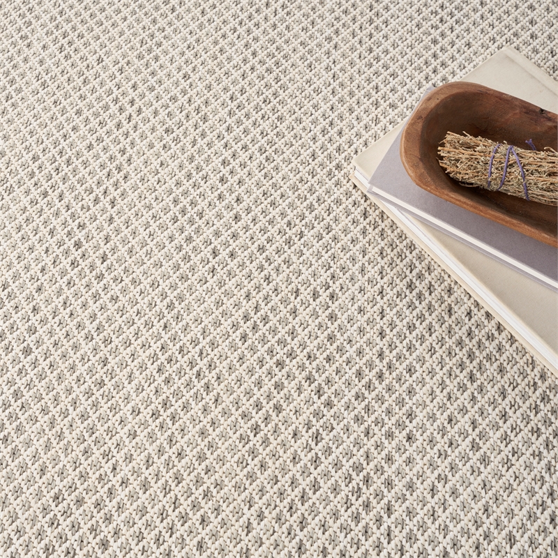 Nourison Courtyard 4' x Square Ivory Silver Fabric Modern Area Rug (4' Square)