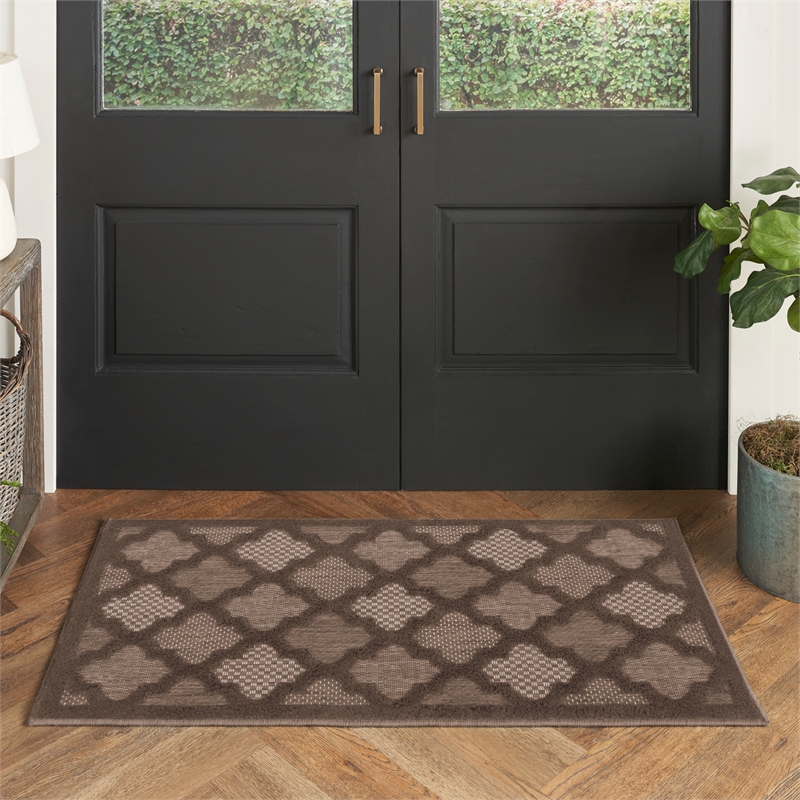 Nourison Easy Care 2' x 4' Brown Fabric Modern Area Rug (2' x 4')