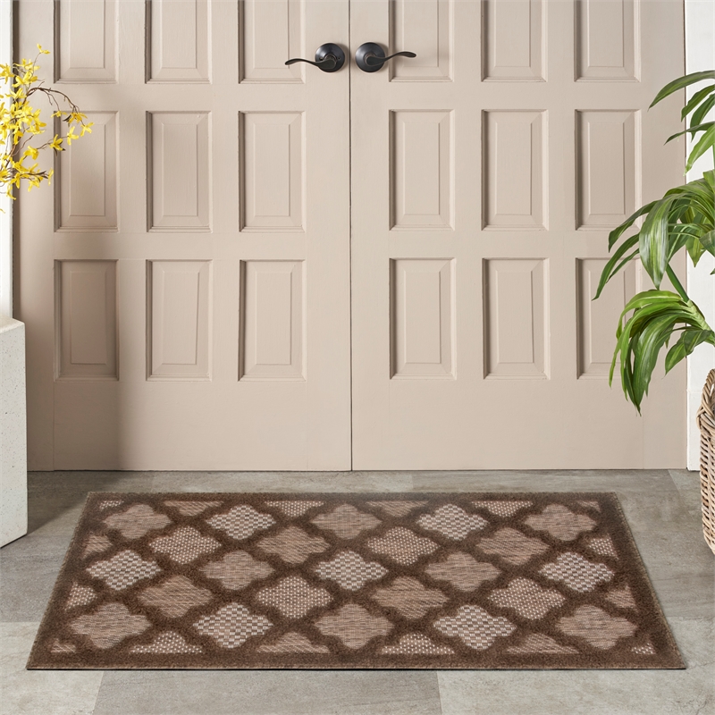 Nourison Easy Care 2' x 4' Brown Fabric Modern Area Rug (2' x 4')