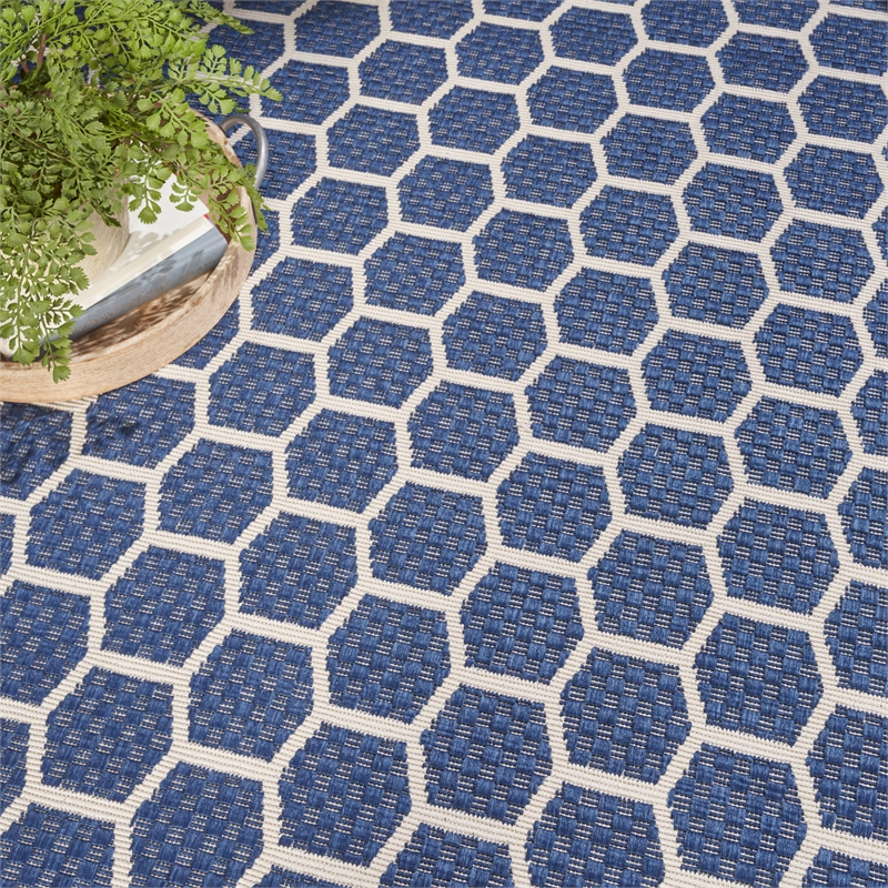 Nourison Reversible Ind/Outd 8' x Round Navy Area Rug