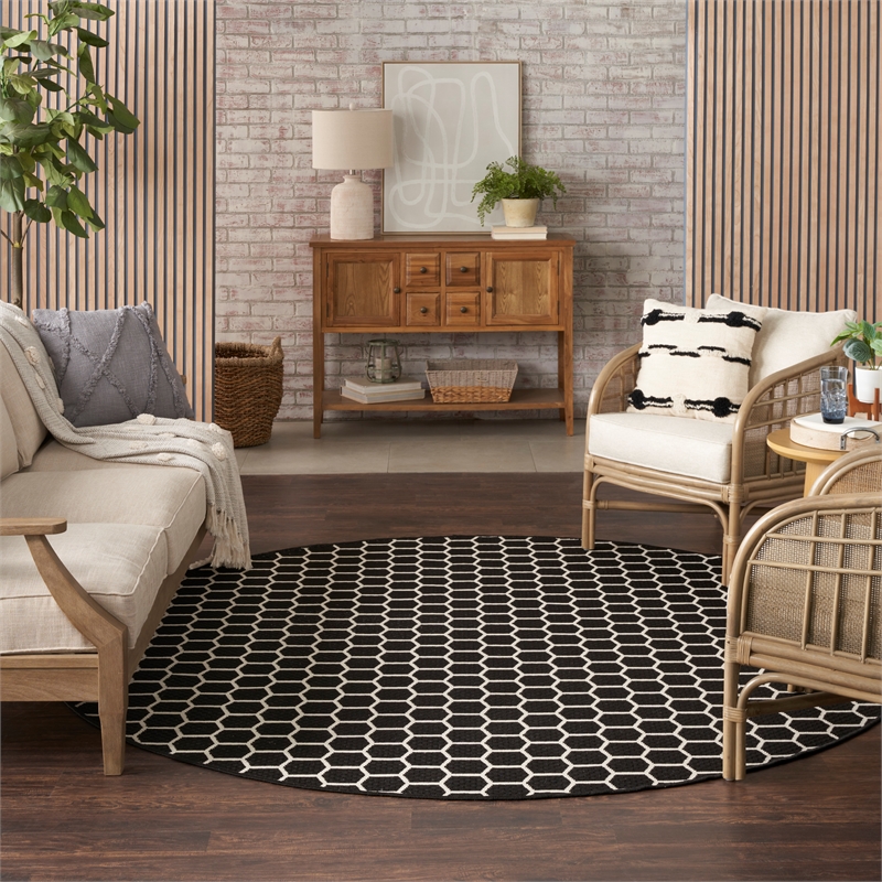 Nourison Reversible Ind/Outd 8' x Round Black Area Rug