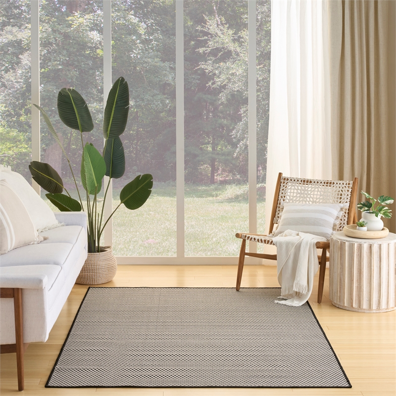 Nourison Courtyard 5' x 7' Black White Fabric Area Rug