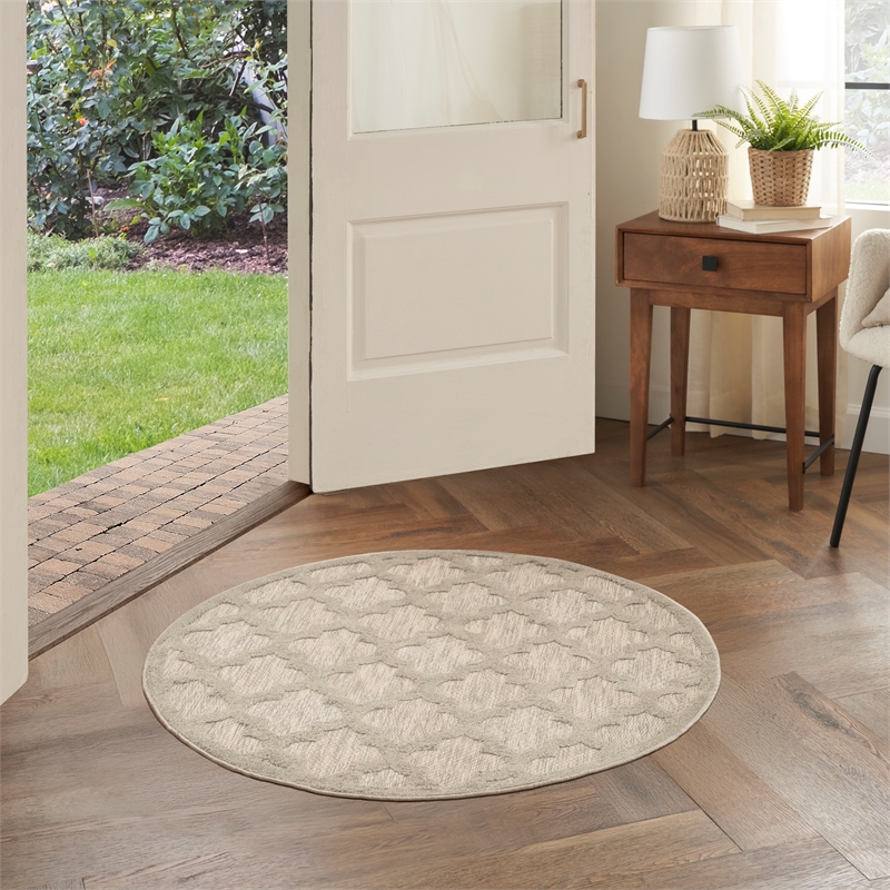 Nourison Easy Care 4' x Round Cream Fabric Area Rug