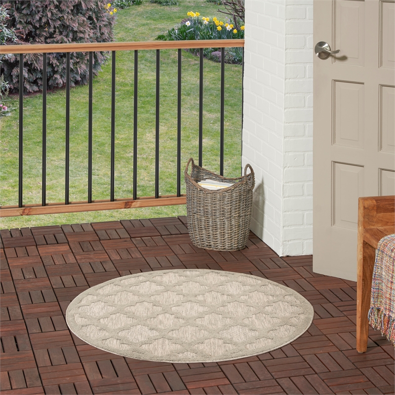 Nourison Easy Care 4' x Round Cream Fabric Area Rug