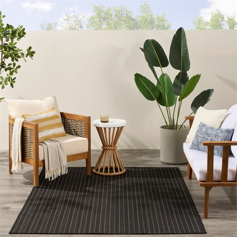 Nourison Horizon 4' x 6' Black Fabric Area Rug