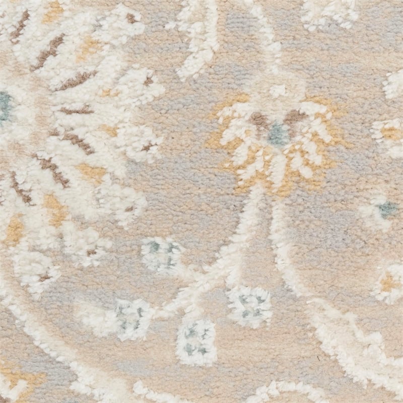 Nourison Home Isla 8' x 10' Polyester Light Grey Area Rug