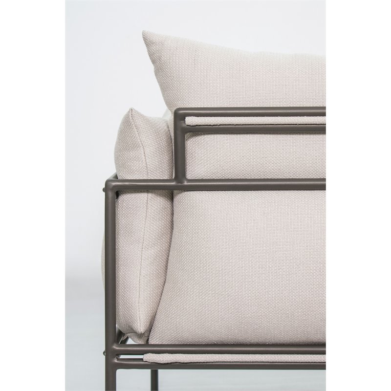 Seasonal Living Archipelago Hebrides Aluminum Lounge Chair in Nut Brown