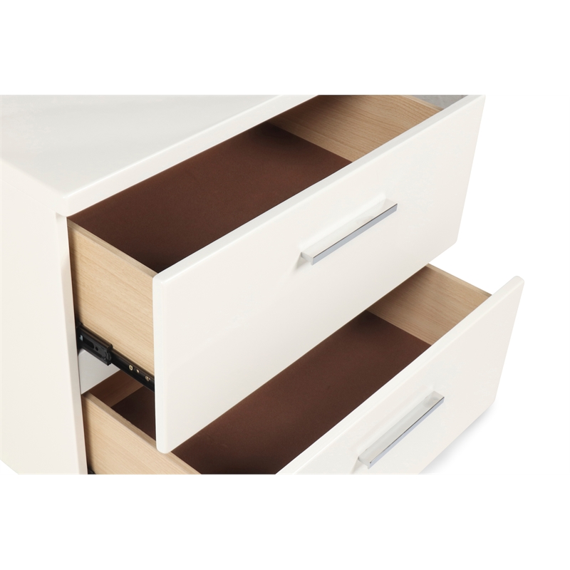 New Classic Furniture Sapphire Solid Wood 5Pc Bedroom Set in White