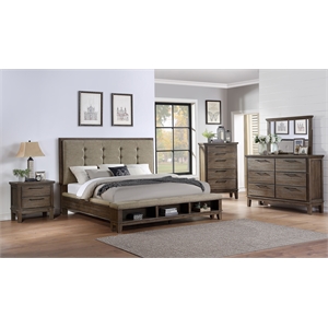 New Classic Furniture Cagney 4-Piece Wood King Bedroom Set with Chest in Brown