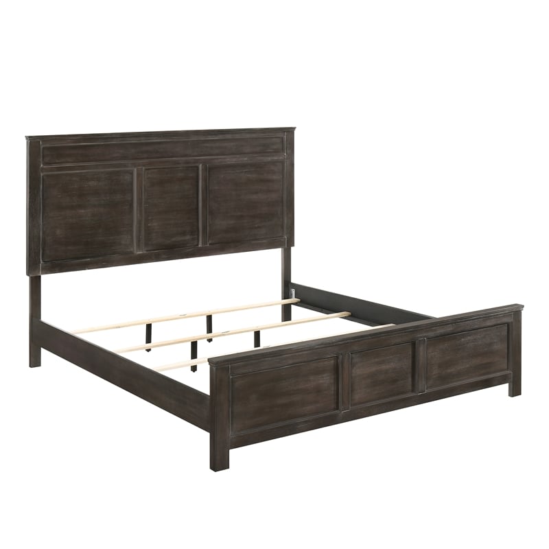New Classic Andover 4-Piece Wood Cal King Bedroom Set with Nightstand in Nutmeg
