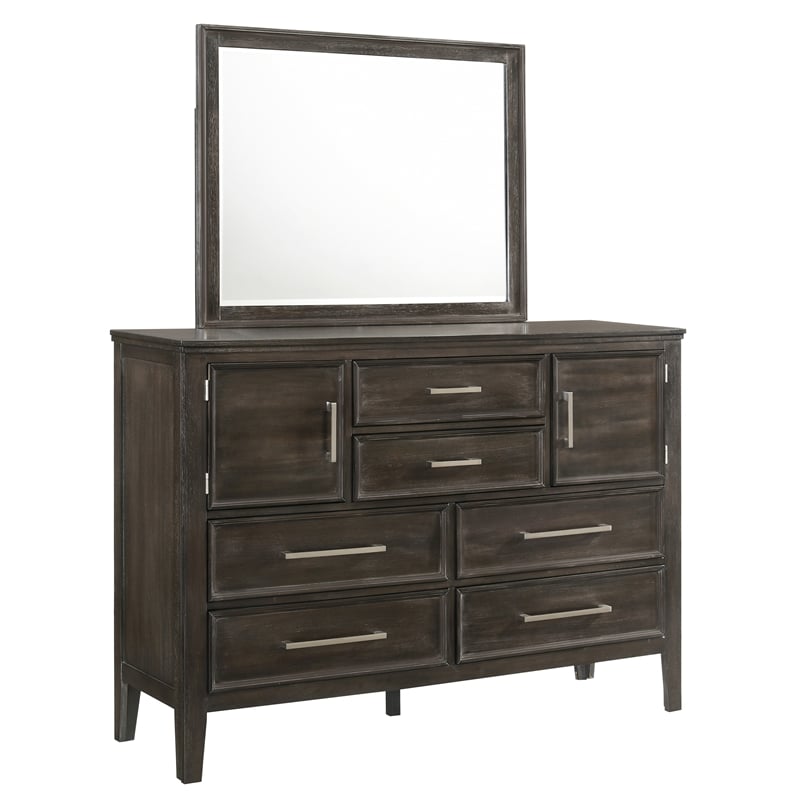 New Classic Andover 4-Piece Wood Cal King Bedroom Set with Nightstand in Nutmeg