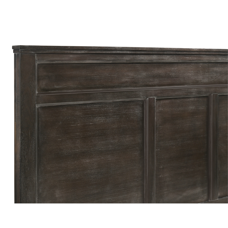 New Classic Andover 4-Piece Wood Cal King Bedroom Set with Nightstand in Nutmeg