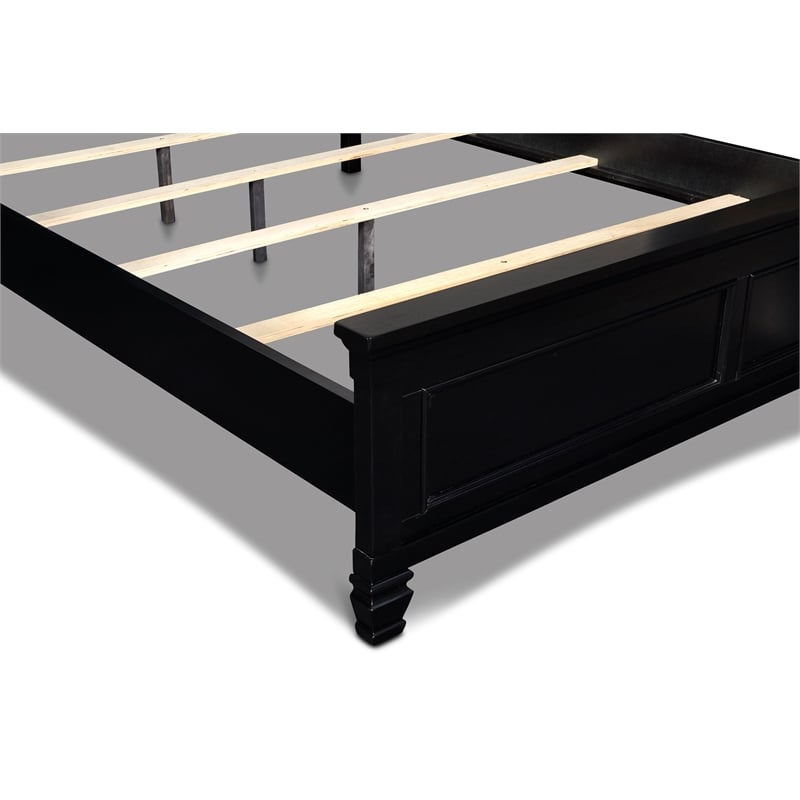 New Classic Tamarack 4-Piece Wood King Bedroom Set with Nightstand in Black
