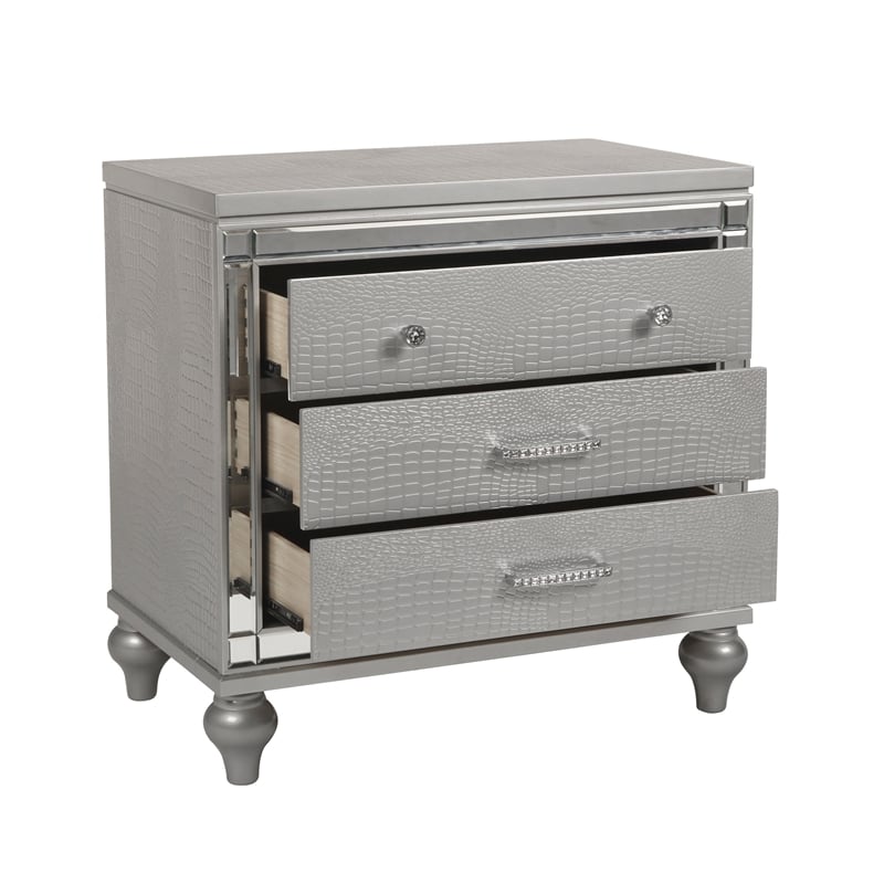 New Classic Valentine Furniture 5-Piece Solid Wood King Bedroom Set in Silver