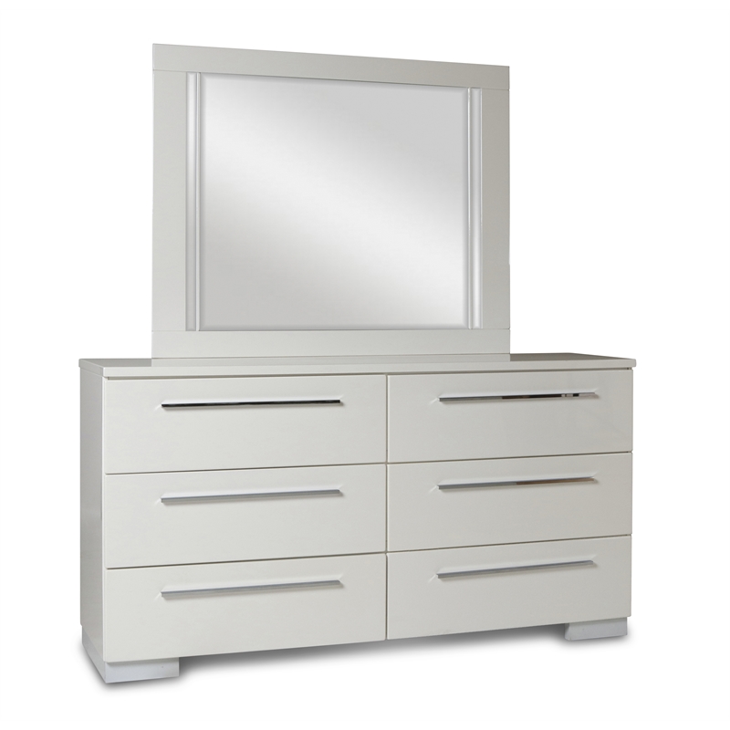 New Classic Sapphire 6-Piece Wood King Bedroom Set with 2 Nightstands in White