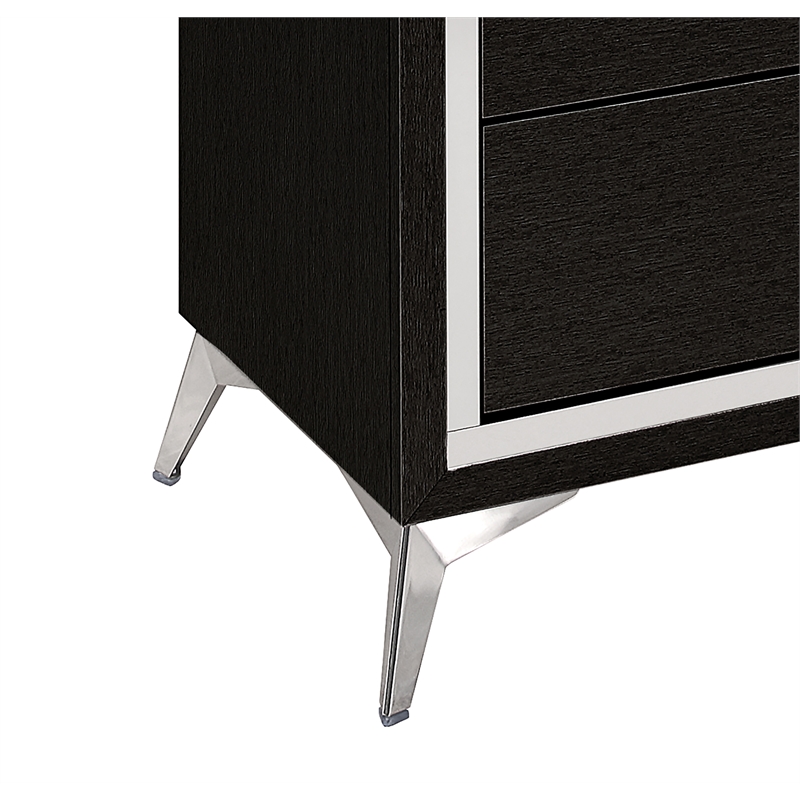 New Classic Furniture Huxley Solid Wood 5-Drawer Chest in Black