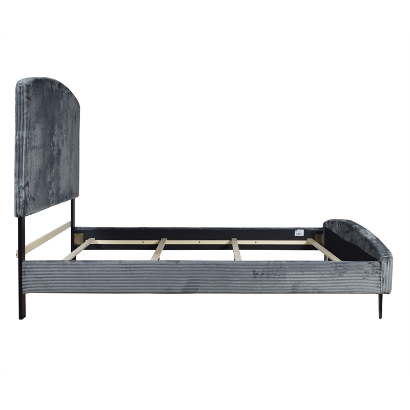 New Classic Furniture Kailani Wood King Upholstered Bed in Gray