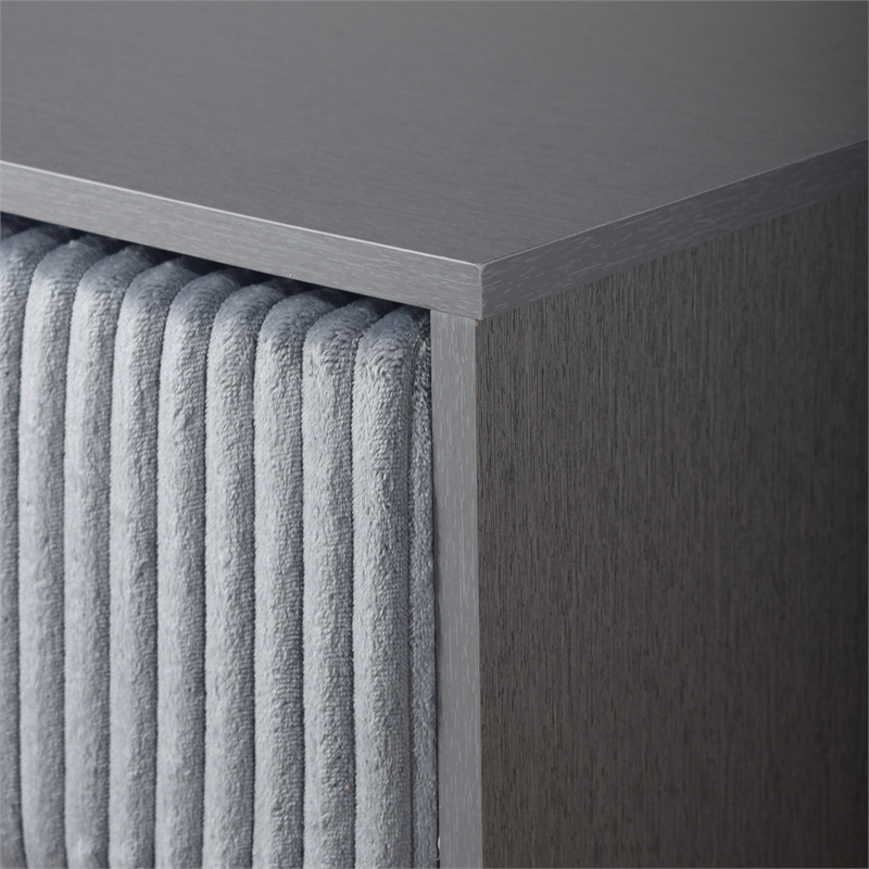 New Classic Furniture Kailani Contemporary Wood 5-Drawer Chest in Gray