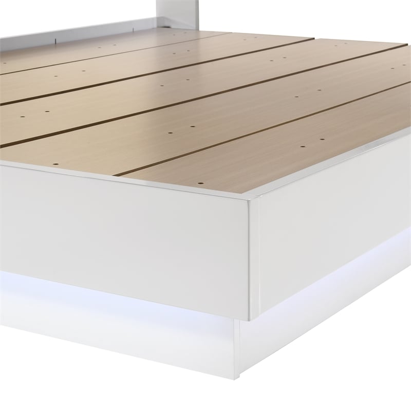 New Classic Furniture Paradox Solid Wood Queen Bed in White Gloss Laminate