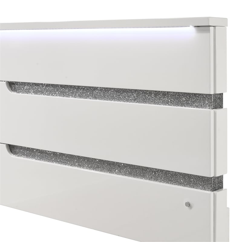 New Classic Furniture Paradox Solid Wood Queen Bed in White Gloss Laminate