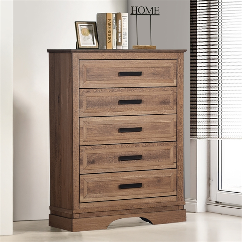 New Classic Furniture Coventry Hall Wood 5-Drawer Chest in Pecan