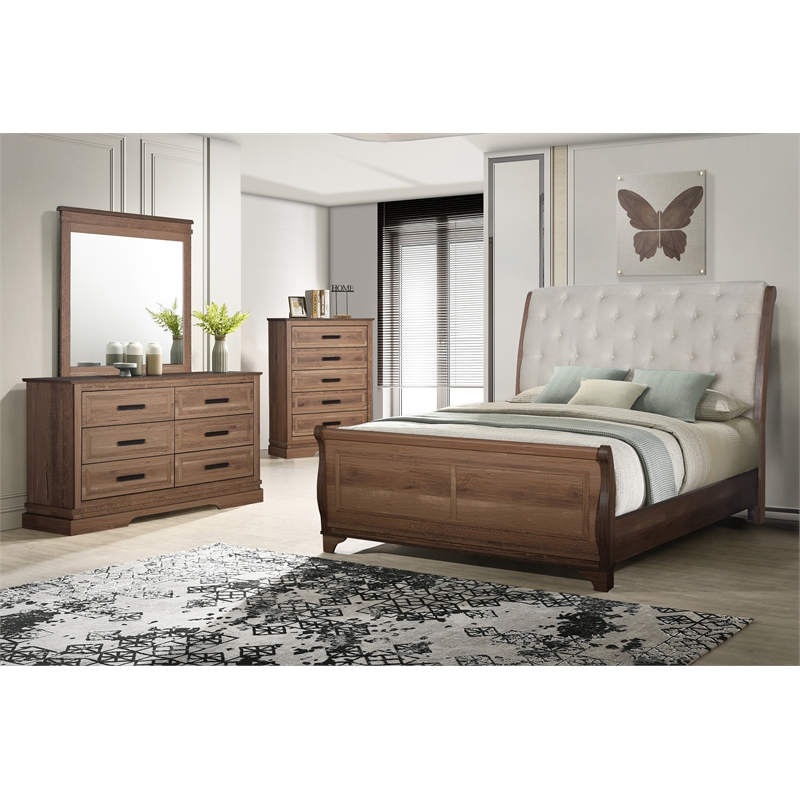 New Classic Furniture Coventry Hall 4Pc Wood C King Bedroom Set w Chest in Pecan