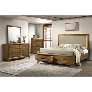 New Classic Furniture Talcott 4Pc Wood King Bedroom Set w Chest in Honey/Brown