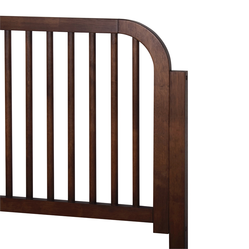 New Classic Furniture Soma Wood Queen Platform Spindle Bed in Walnut