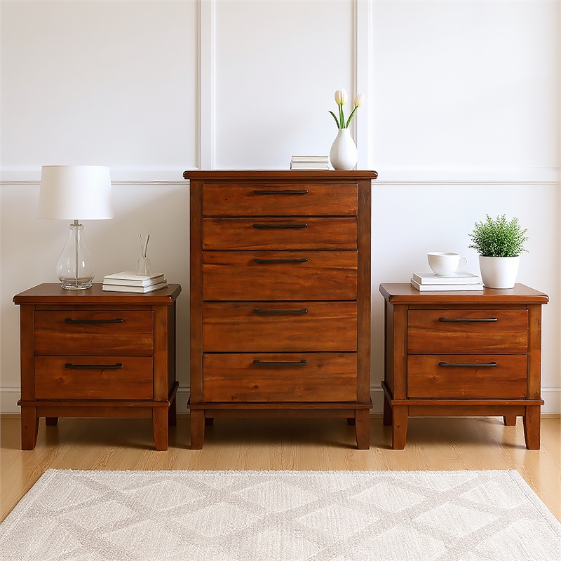 New Classic Furniture Cagney 3-Pc Wood Bedroom Set with Chest in Chestnut