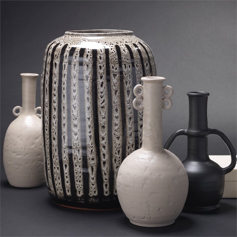 J&D Designs Co Transitional Ceramic Barnaby Vase in Beige/Black