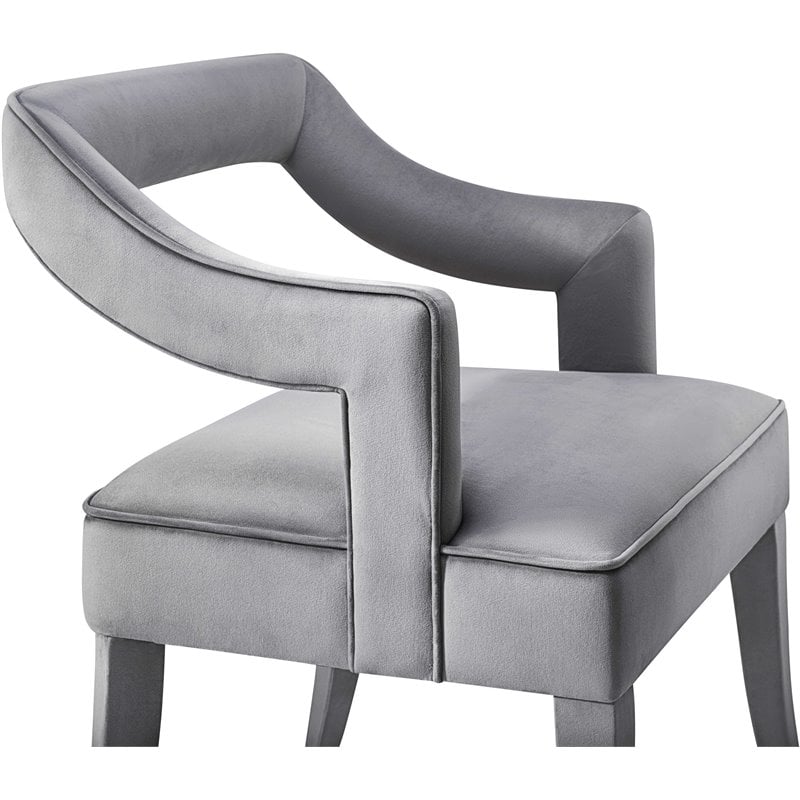 TOV Furniture 19.7
