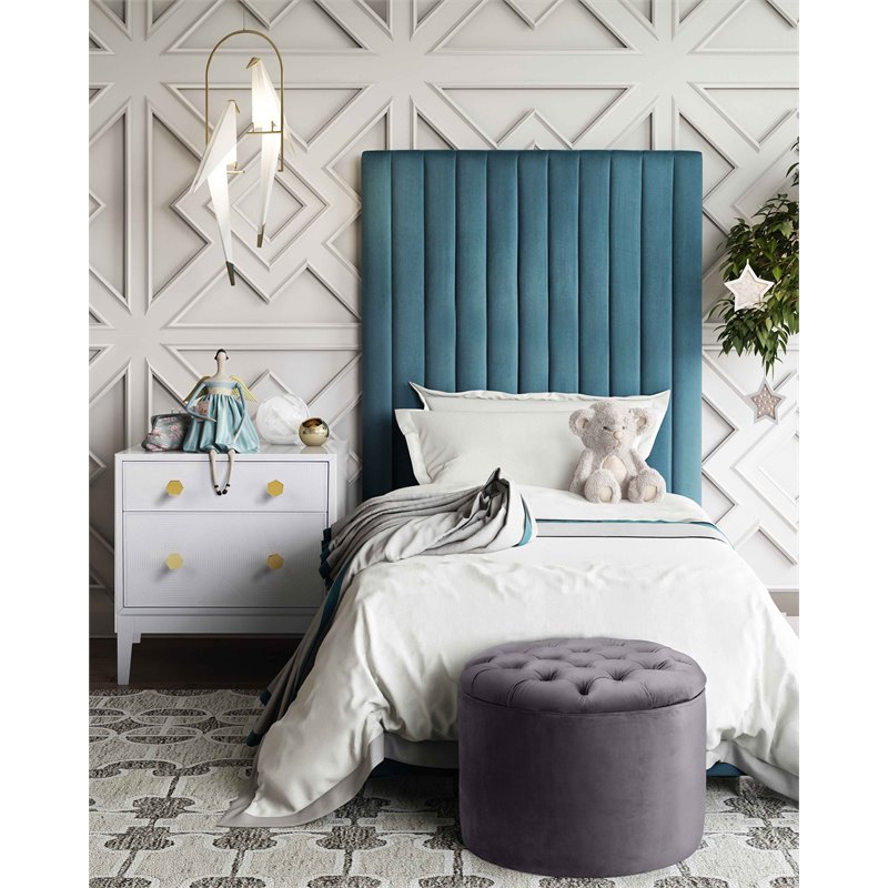 TOV Furniture Queen 16