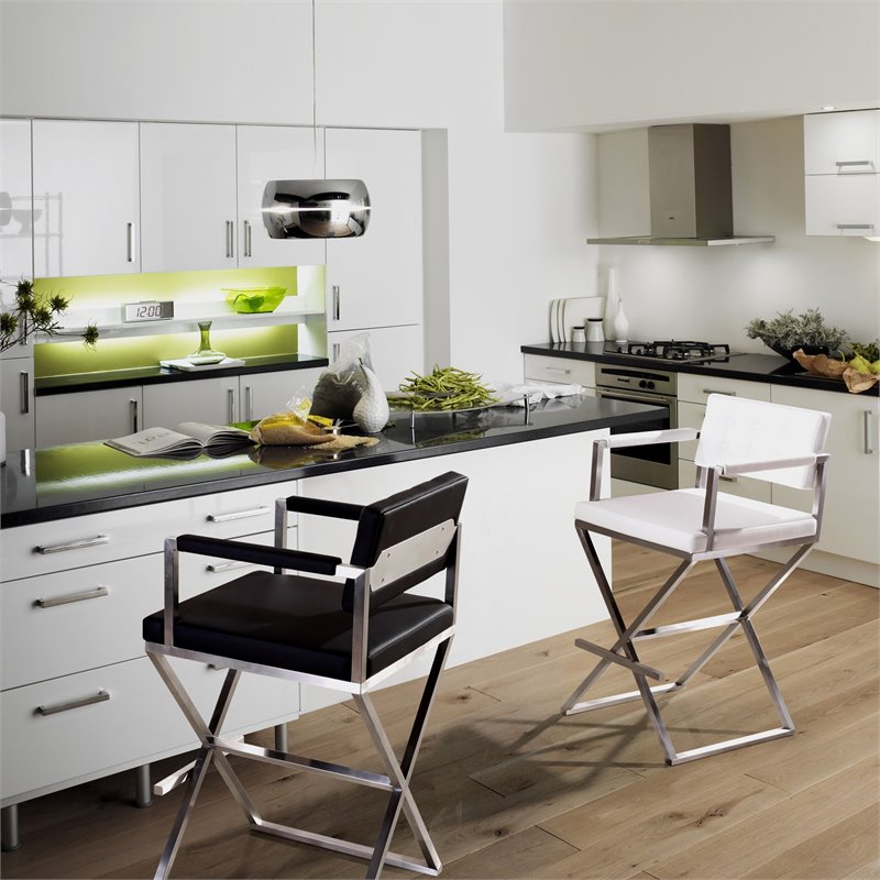 TOV Furniture Director 26