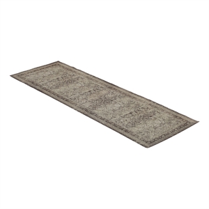 Bluma 2'6&quot x 8' Polyester Area Rug