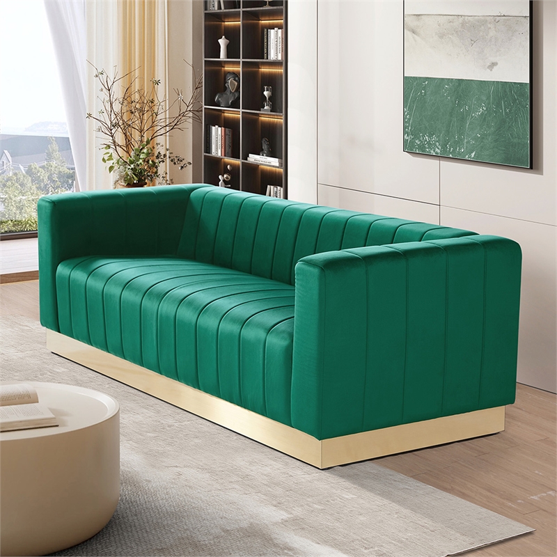 Foxy Velvet Sofa in Green