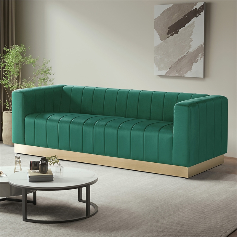 Foxy Velvet Sofa in Green