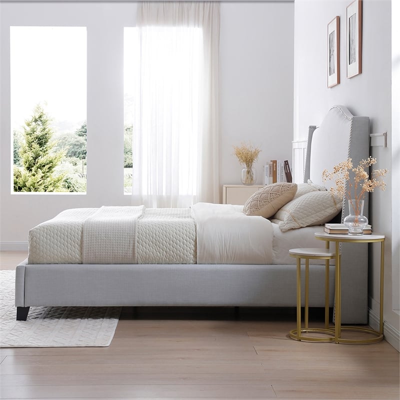 Hampton Linen Fabric Upholstered Twin Platform Bed in Light Blue